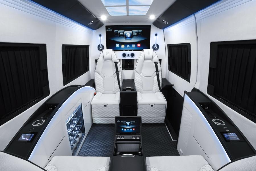 Интерьер Mercedes-Benz Sprinter Business Lounge by Brabus (Br.906) 2014 года  (фото 5 из 33)